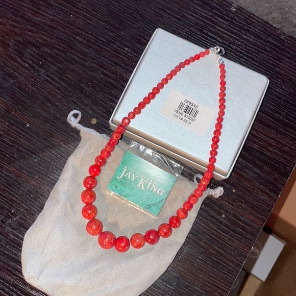 Red coral graduated bead necklace by Jay King - Picture 7 of 14